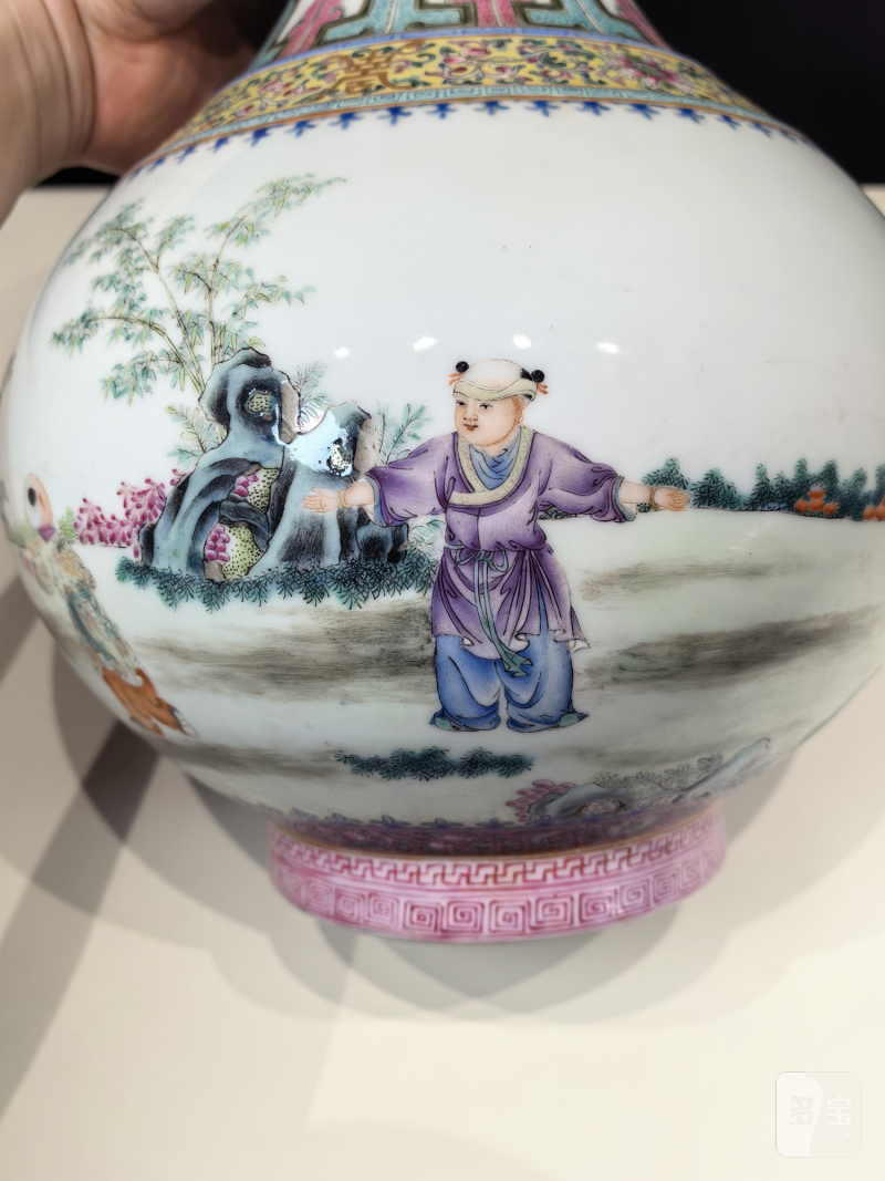 民国 粉彩婴戏图赏瓶 - 图7